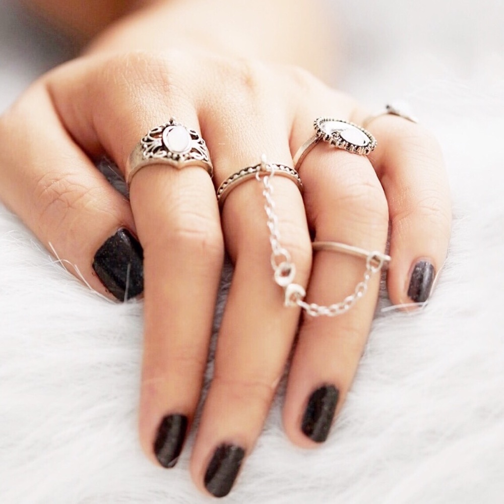 ‼️2 for $15‼️ Moon 4 Pc. Ring Set🔥